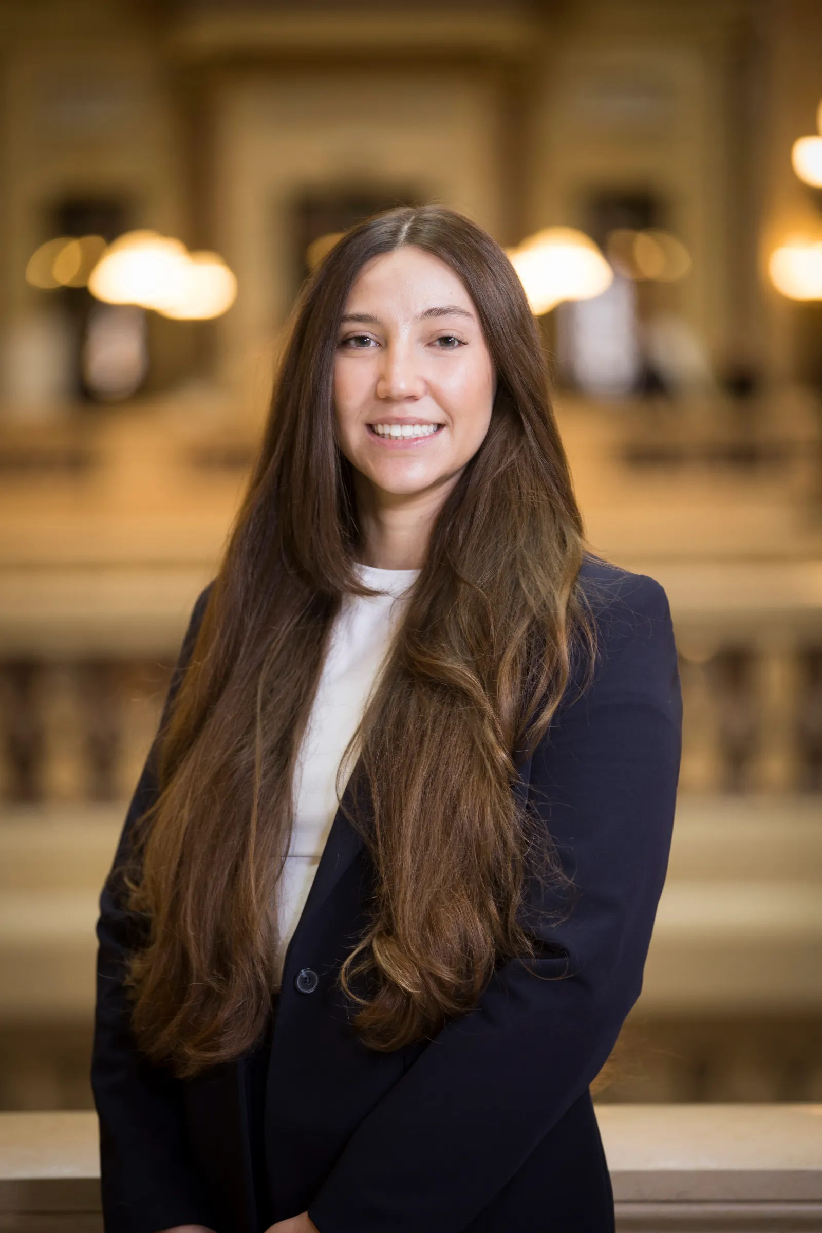 Portrait of Attorney Jewel Holsten